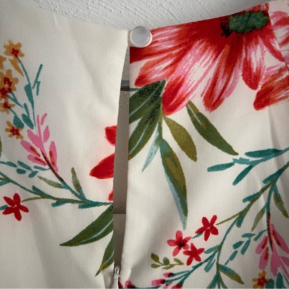 Rabbit Rabbit Rabbit collection floral jump suit size 10 pink green - Picture 12 of 13